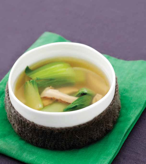 Pyogo Beoseot Cheonggyeongchae Guk (Korean Shiitake Mushroom and Bok Choy Soup)