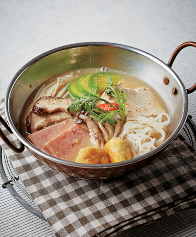 Nagasaki Budae Jjigae (Korean Army Stew with Milk-Soaked Ham)